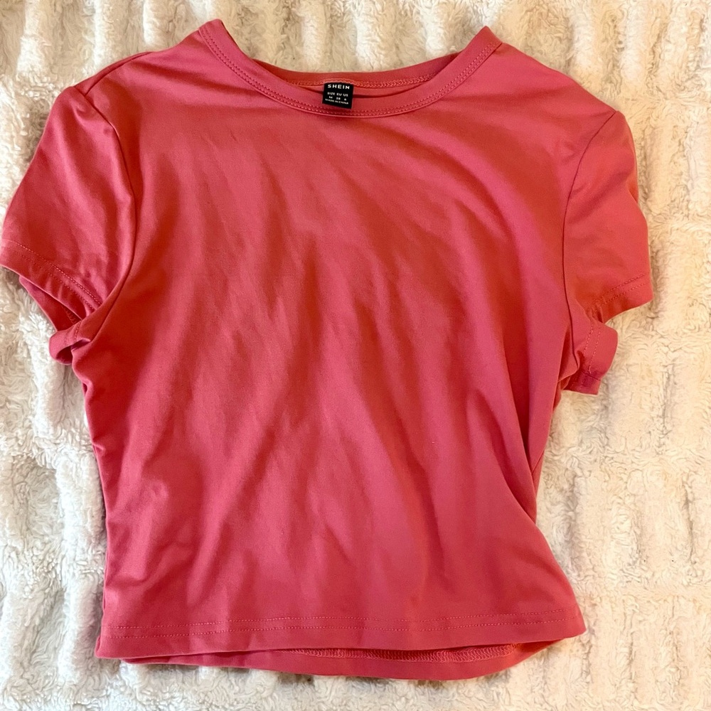 SHEIN Pink Fitted Short Sleeve T-Shirt